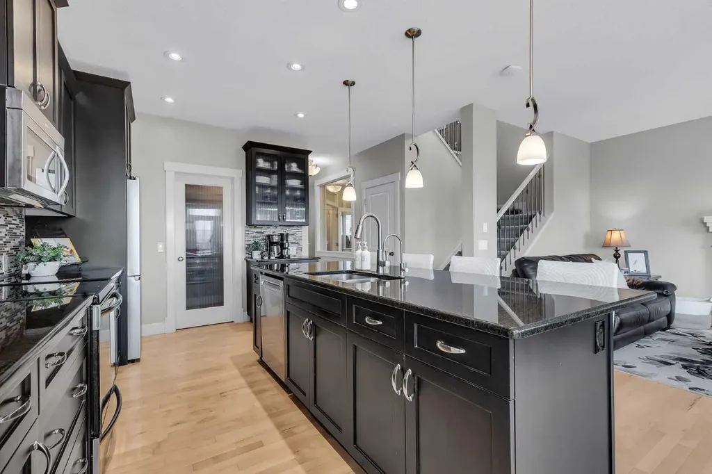 59 Sage Berry Place NW Calgary AB T3R 0L1