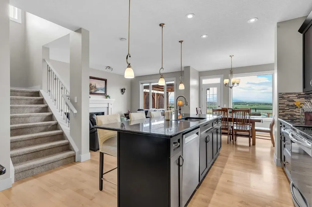 59 Sage Berry Place NW Calgary AB T3R 0L1
