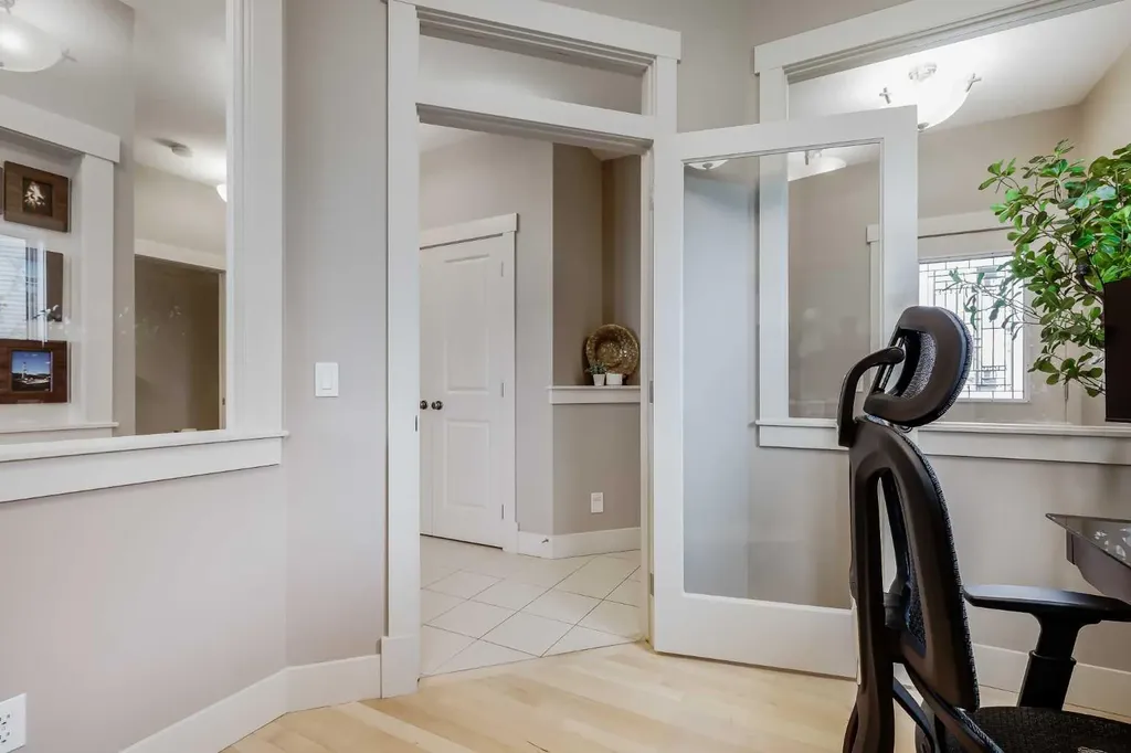 59 Sage Berry Place NW Calgary AB T3R 0L1