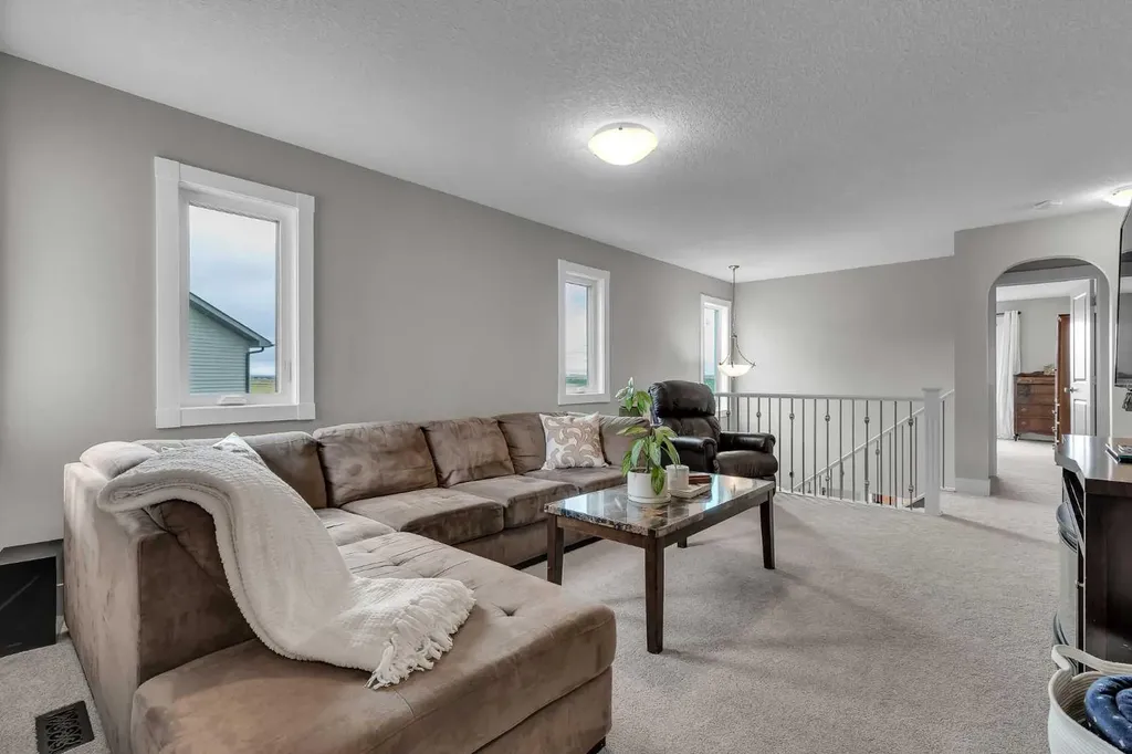 59 Sage Berry Place NW Calgary AB T3R 0L1