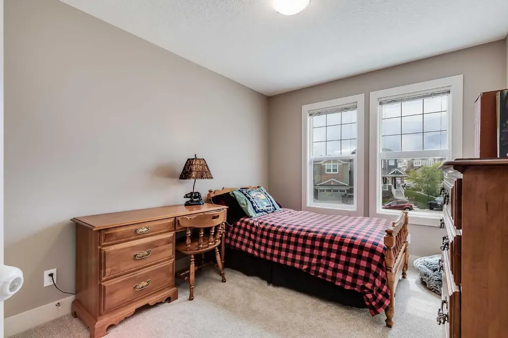 59 Sage Berry Place NW Calgary AB T3R 0L1