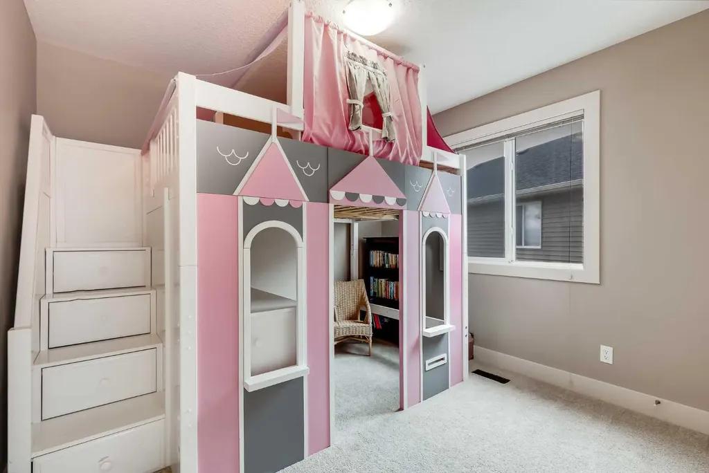 59 Sage Berry Place NW Calgary AB T3R 0L1