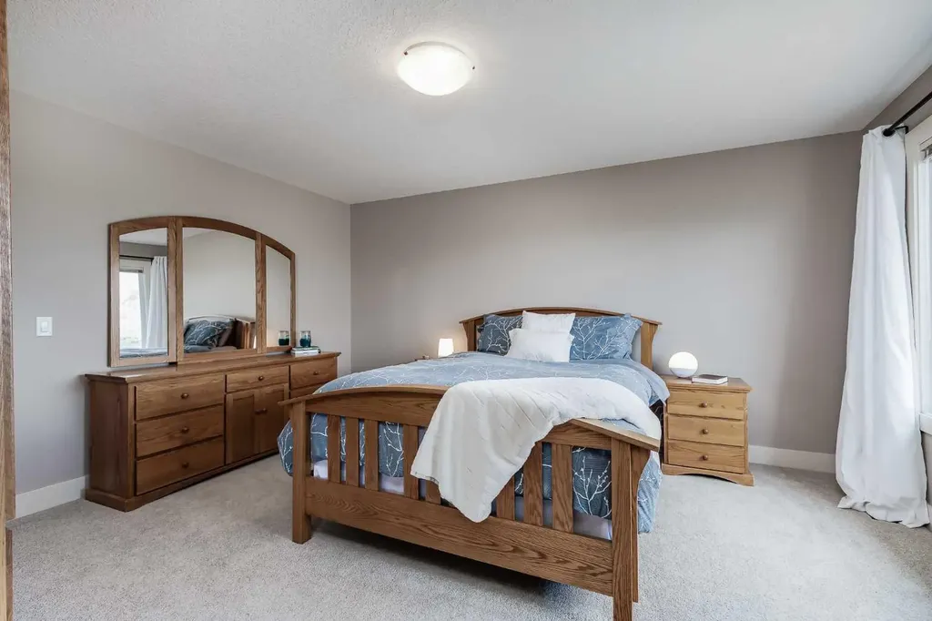 59 Sage Berry Place NW Calgary AB T3R 0L1