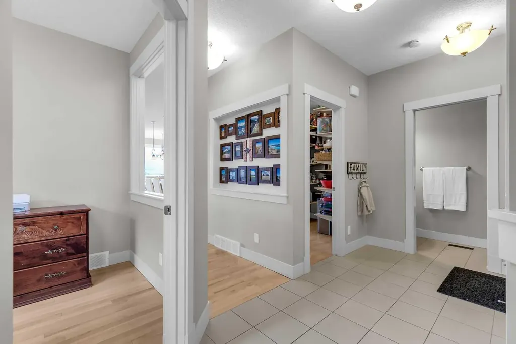 59 Sage Berry Place NW Calgary AB T3R 0L1