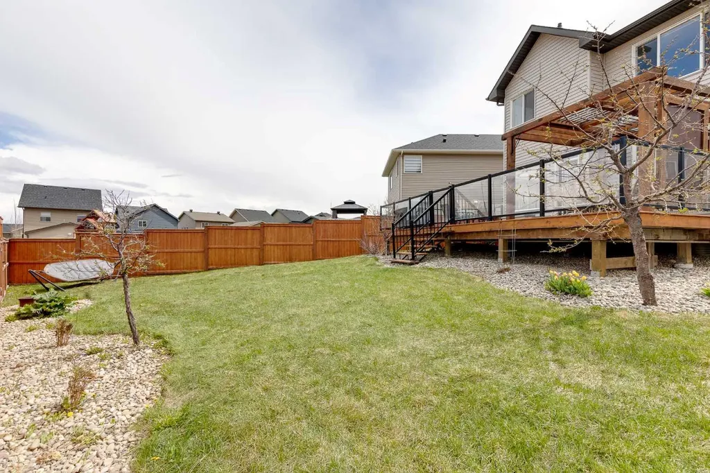 59 Sage Berry Place NW Calgary AB T3R 0L1