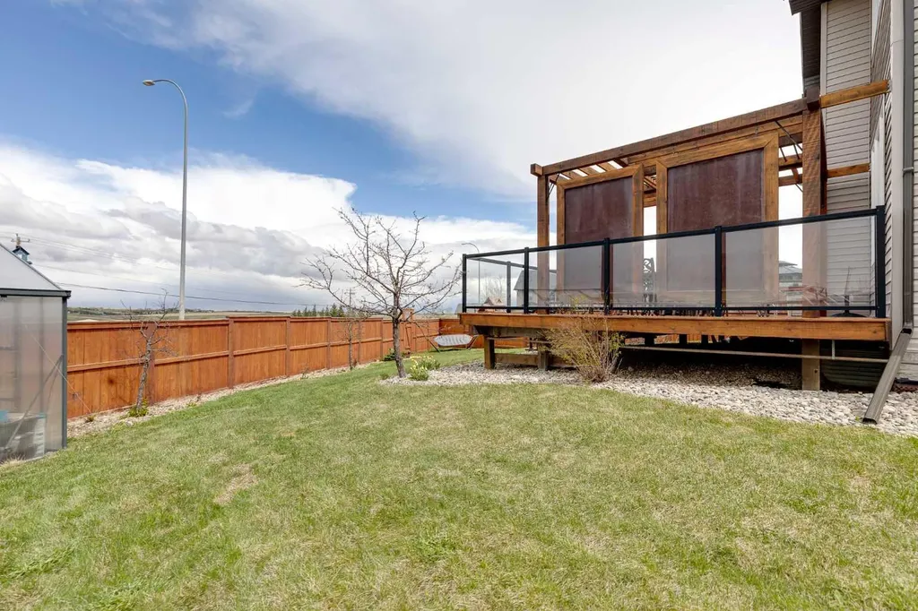 59 Sage Berry Place NW Calgary AB T3R 0L1