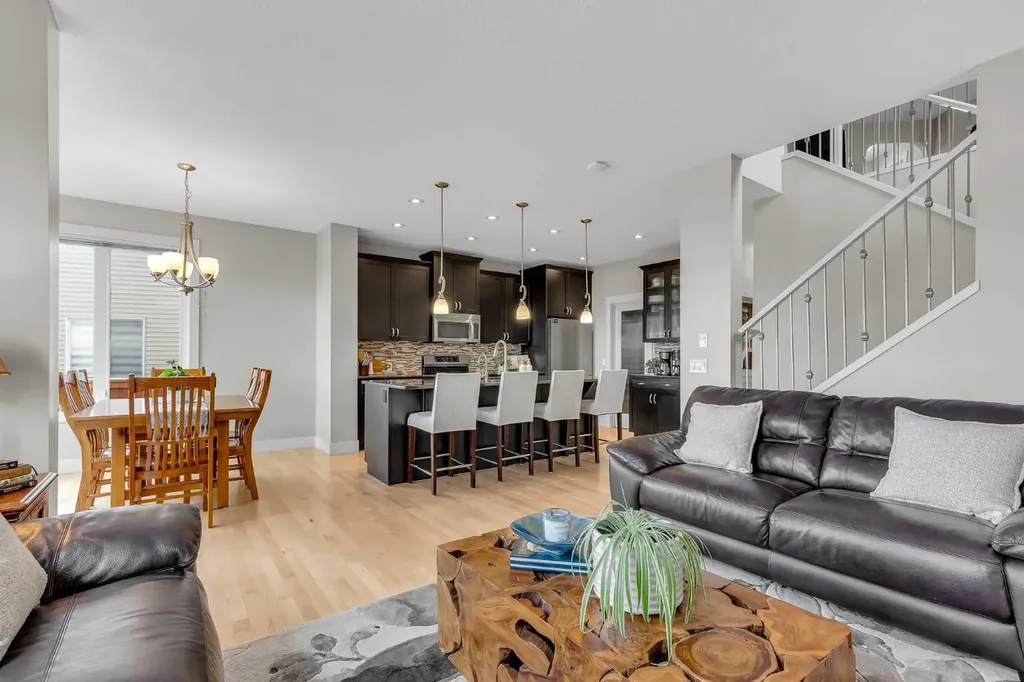 59 Sage Berry Place NW Calgary AB T3R 0L1