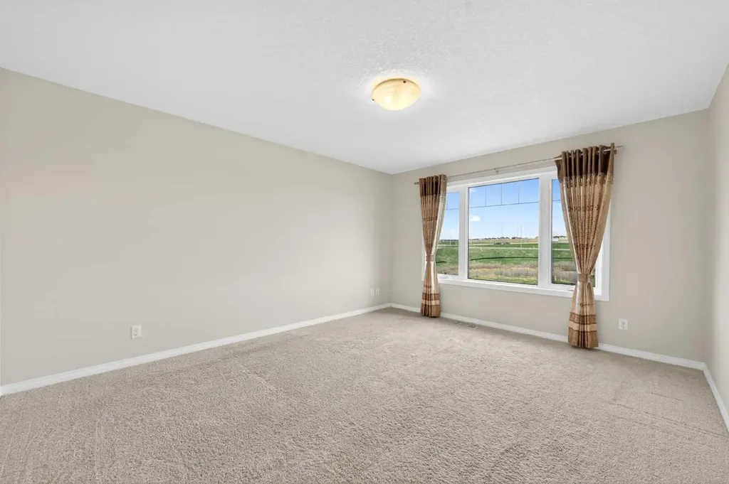 277 Panton Way NW Calgary AB T3K 0X4