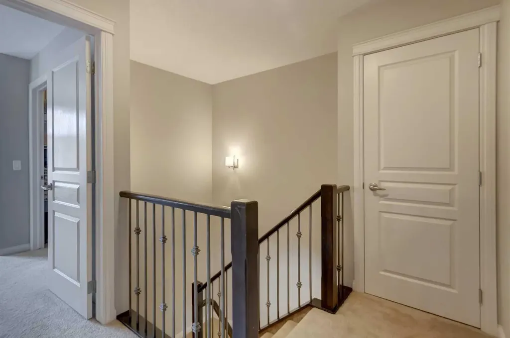 2301 Wentworth Villas SW Calgary AB T3H 0K8