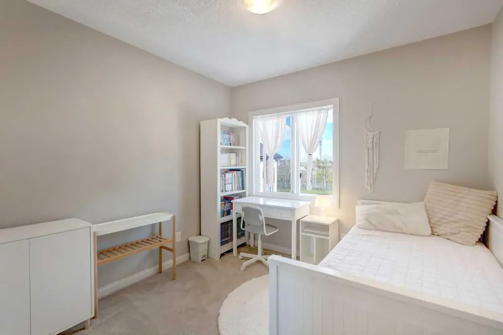 2301 Wentworth Villas SW Calgary AB T3H 0K8
