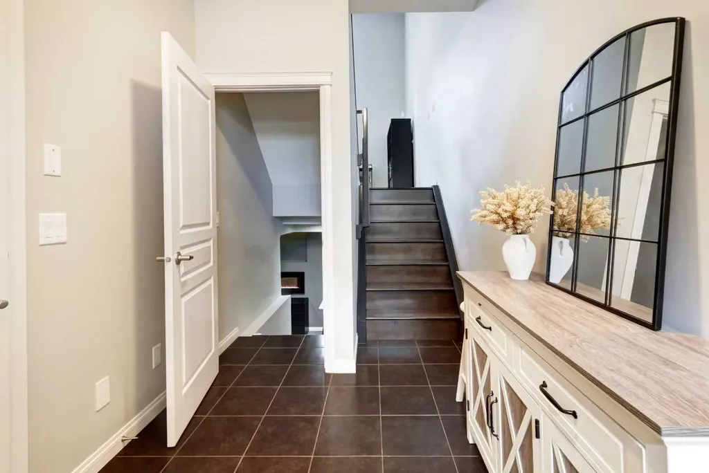 2301 Wentworth Villas SW Calgary AB T3H 0K8