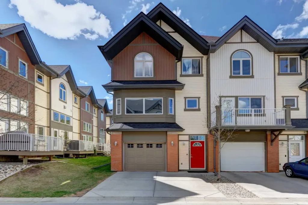 2301 Wentworth Villas SW Calgary AB T3H 0K8