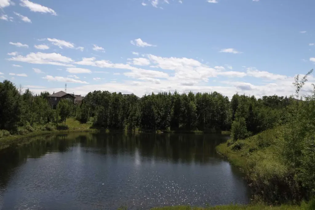 2301 Wentworth Villas SW Calgary AB T3H 0K8