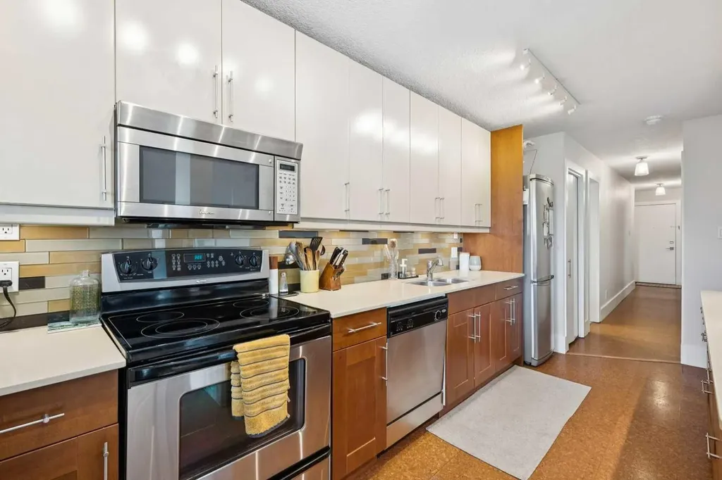1603 26 Avenue SW Calgary AB T2T 1C7