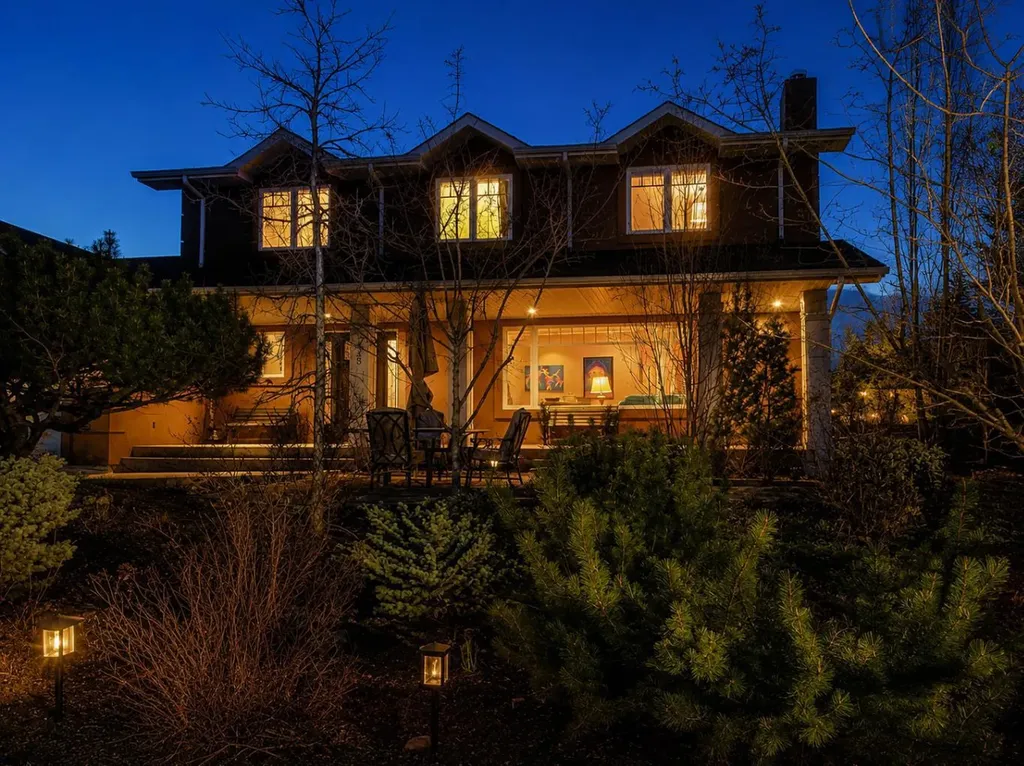 228 Willow Ridge Place SE Calgary AB T2J 1N3