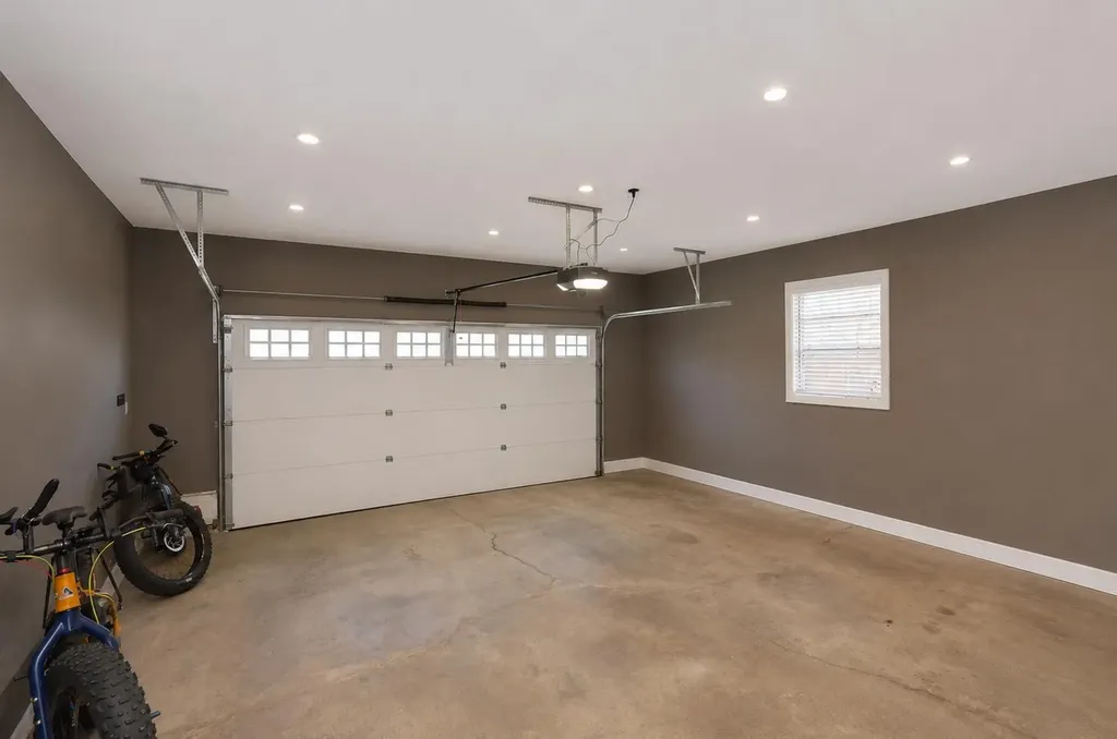 228 Willow Ridge Place SE Calgary AB T2J 1N3