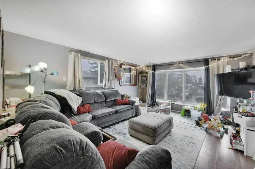 36 Hearthstone Drive Lacombe AB T4L 1P6