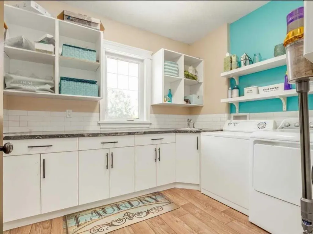 521 12th Avenue W Barnwell AB T0K0B0