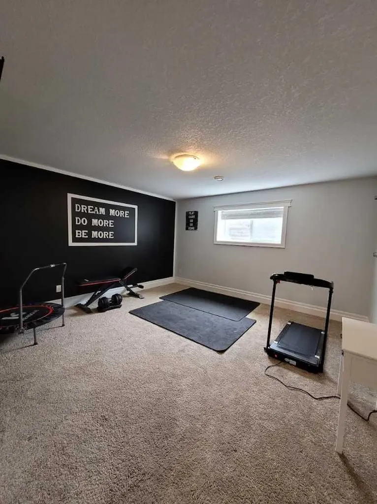 521 12th Avenue W Barnwell AB T0K0B0