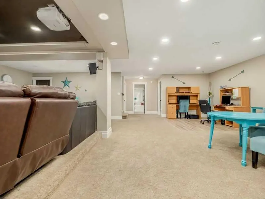 521 12th Avenue W Barnwell AB T0K0B0
