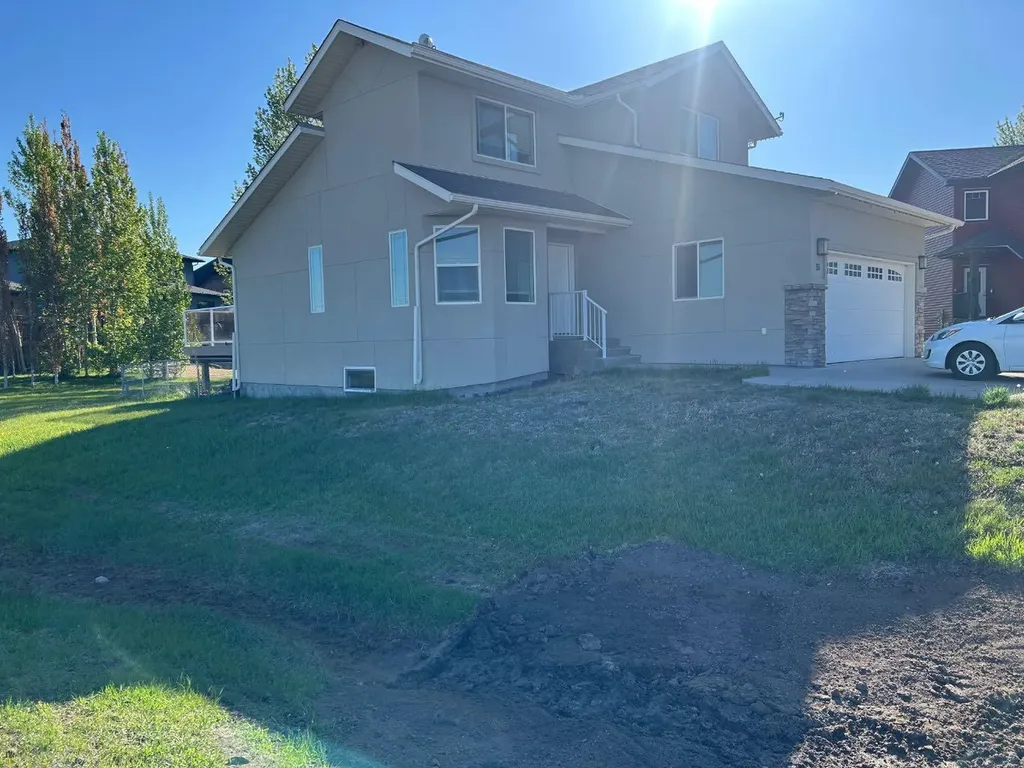 16 Blue Heron Court S Lake Newell Resort AB T1R 0X5