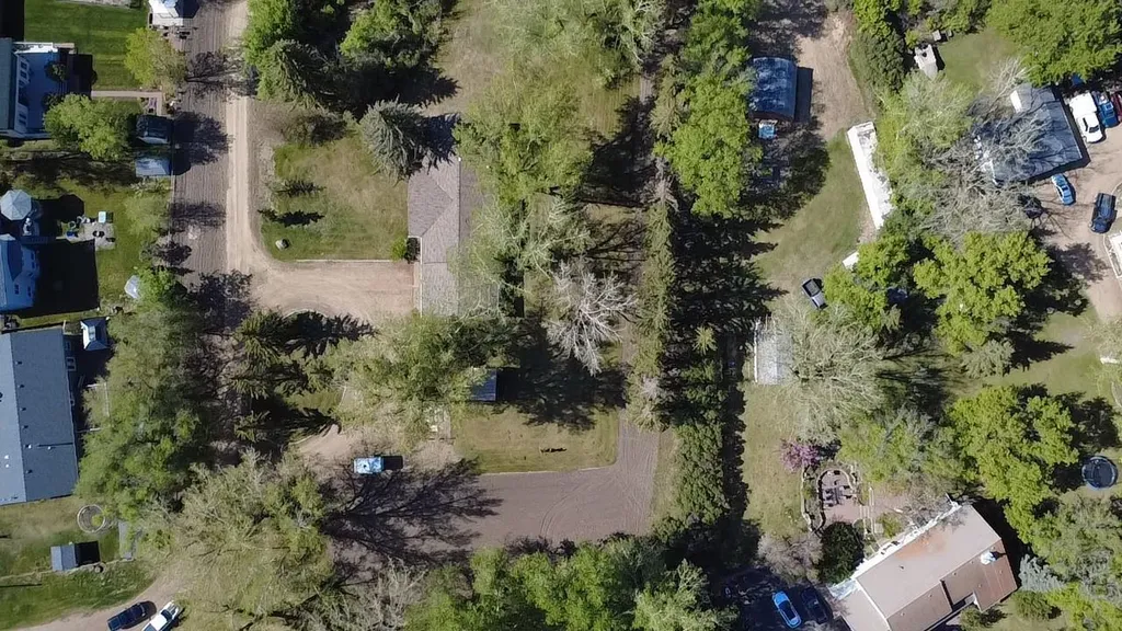31 Larch Avenue Drumheller AB T0J0Y1