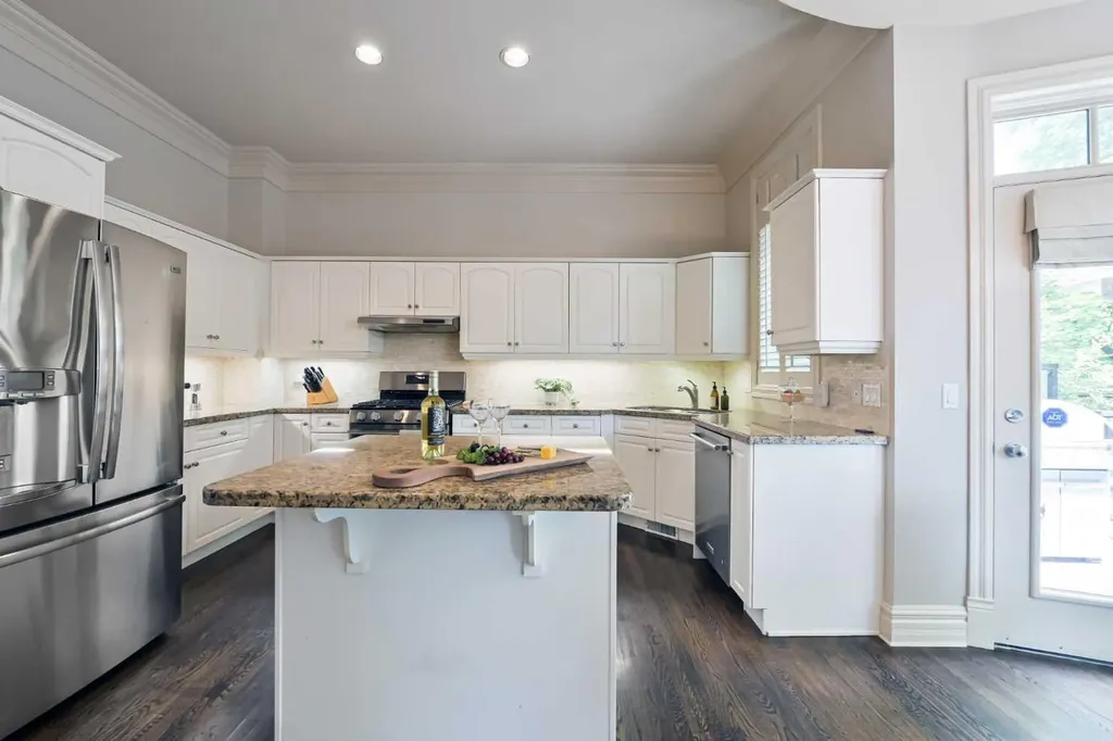 3608 2 Street SW Calgary AB T2S 1T8