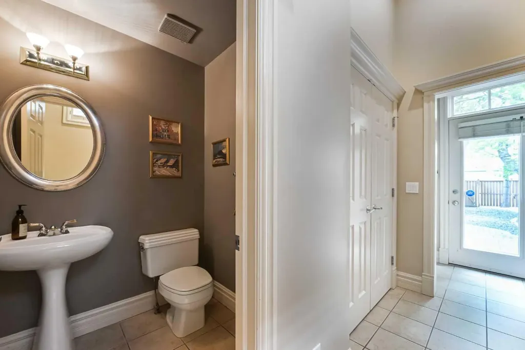 3608 2 Street SW Calgary AB T2S 1T8