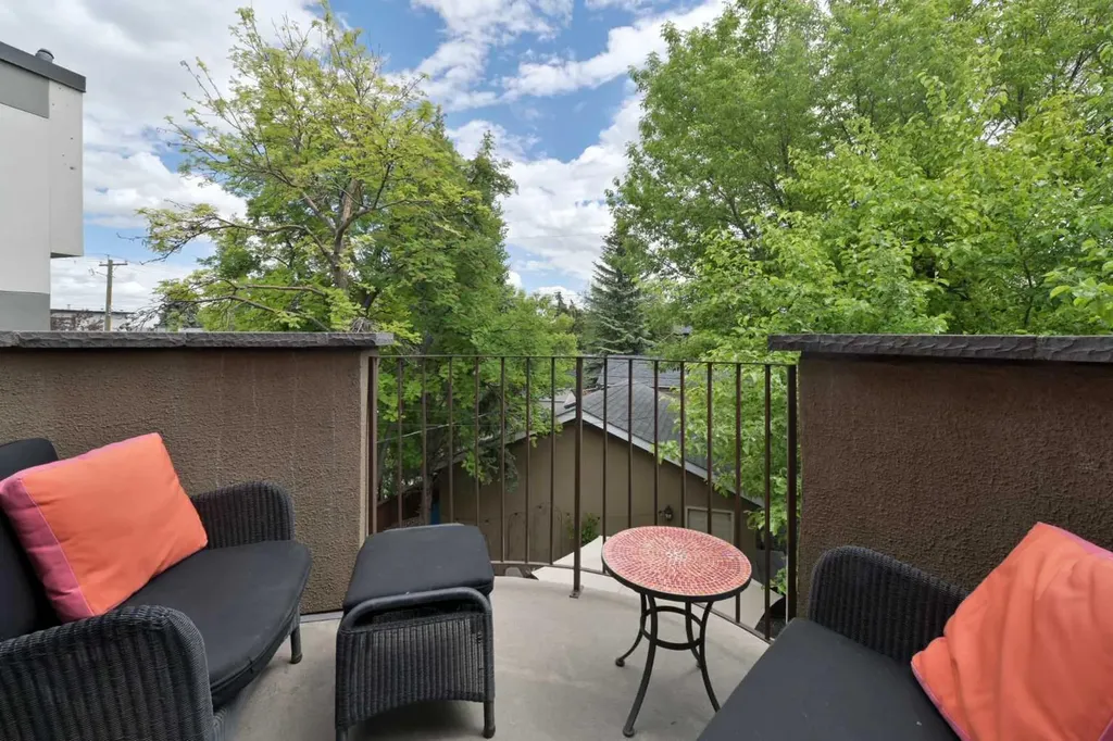 3608 2 Street SW Calgary AB T2S 1T8