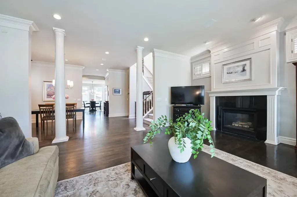 3608 2 Street SW Calgary AB T2S 1T8
