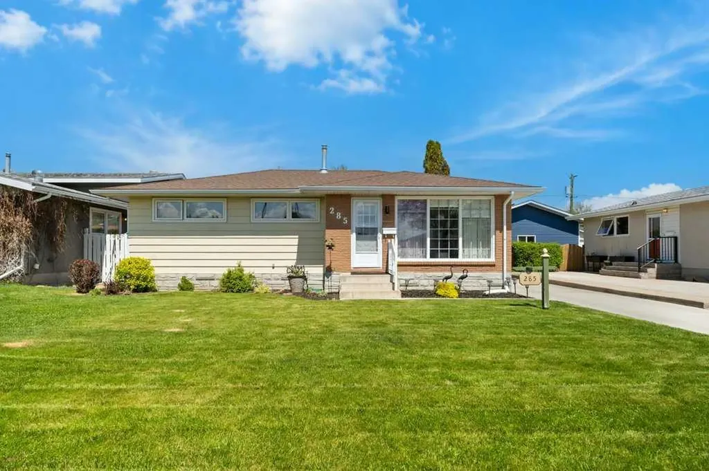 285 Colter Crescent NW Medicine Hat AB T1A 7B1