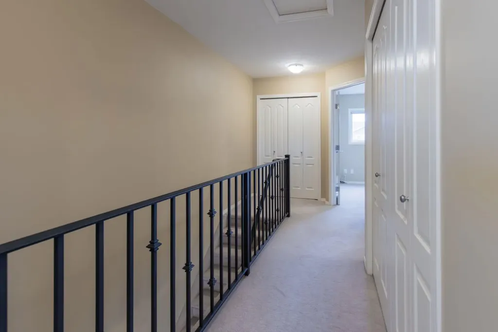51 Keystone Terrace W Lethbridge AB T1J 5B8