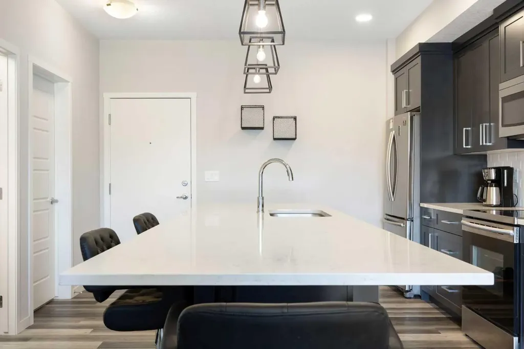 300 Harvest Hills Place NE Calgary AB T3K 2P4