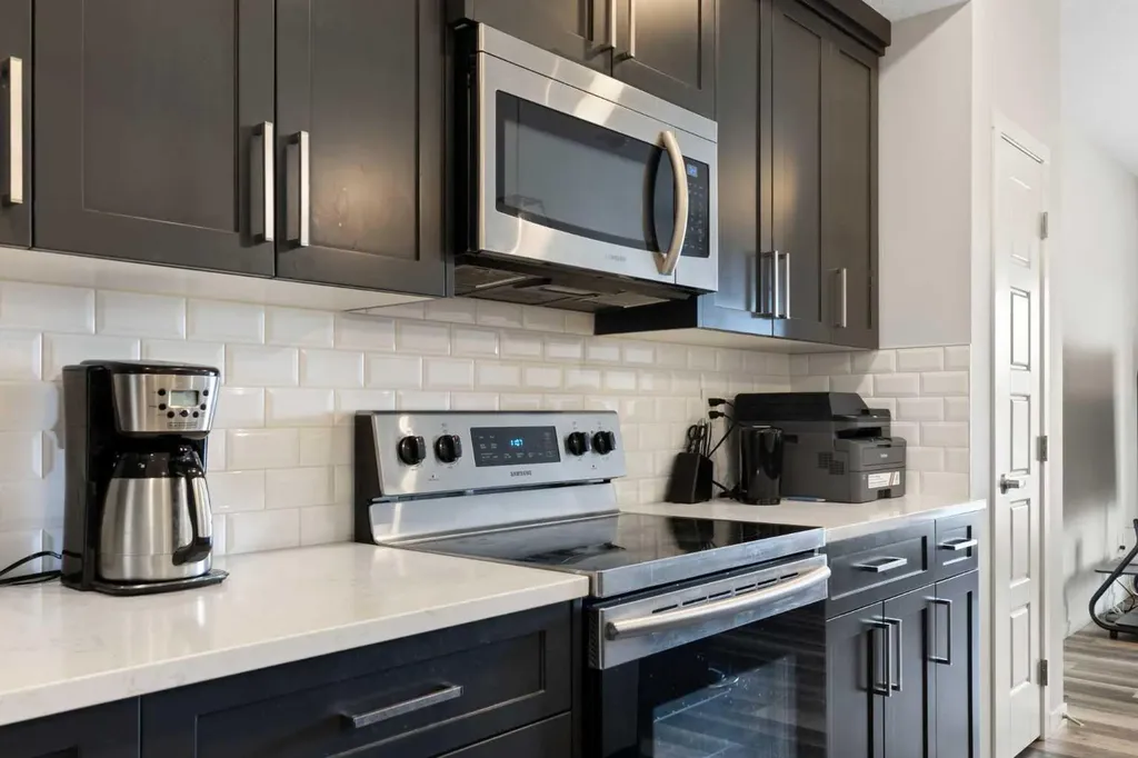 300 Harvest Hills Place NE Calgary AB T3K 2P4