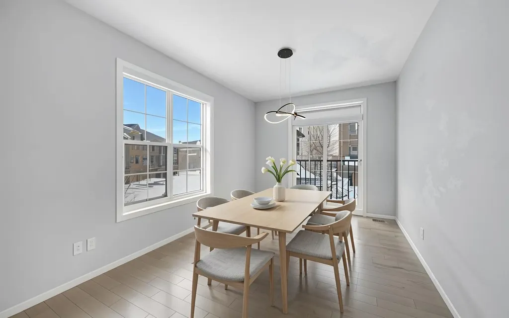 455 Ascot Circle SW Calgary AB T3H 0X3