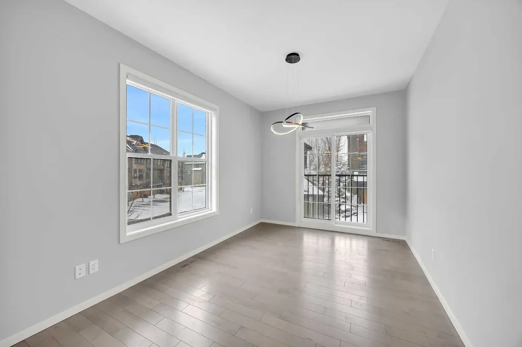 455 Ascot Circle SW Calgary AB T3H 0X3