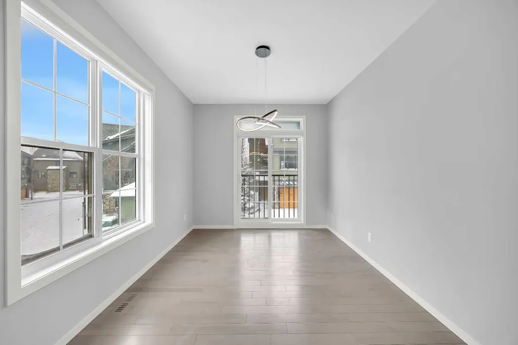455 Ascot Circle SW Calgary AB T3H 0X3