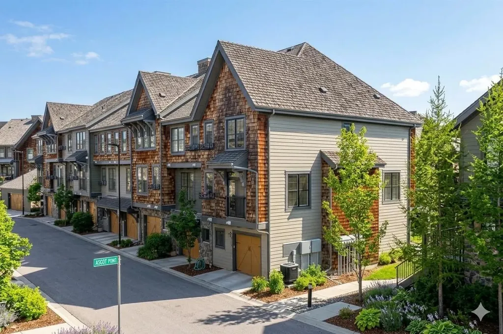 455 Ascot Circle SW Calgary AB T3H 0X3