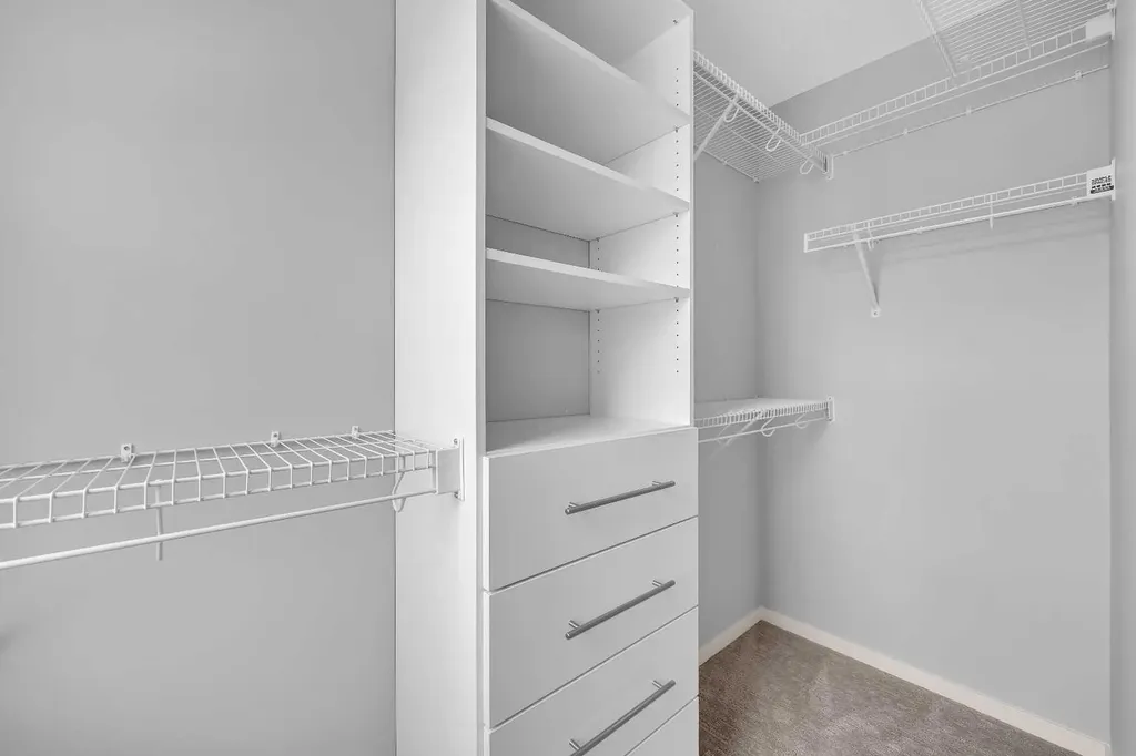 455 Ascot Circle SW Calgary AB T3H 0X3