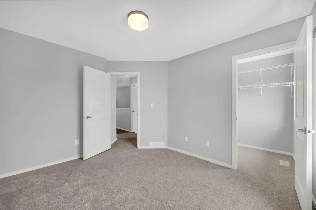 455 Ascot Circle SW Calgary AB T3H 0X3