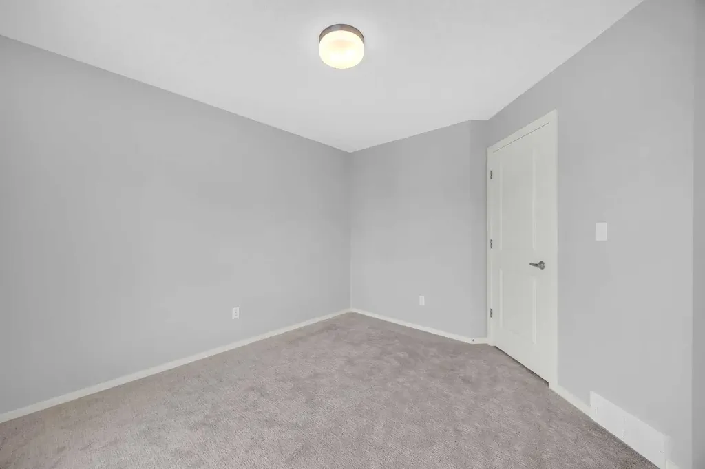 455 Ascot Circle SW Calgary AB T3H 0X3