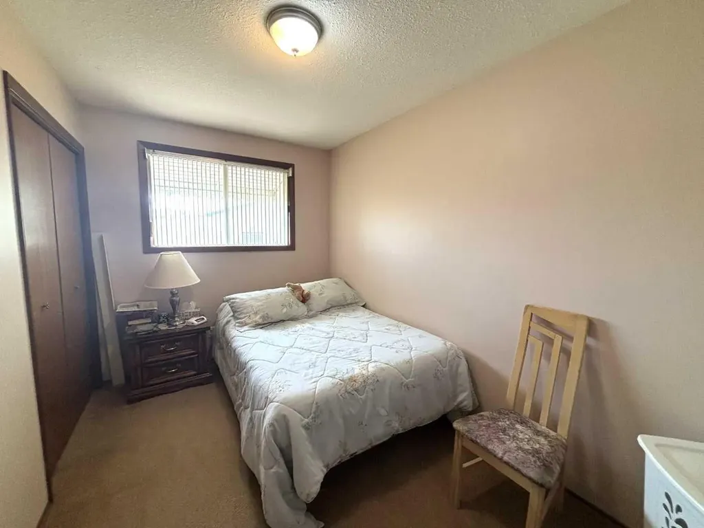 5015 50 Avenue Sangudo AB T0E2A0