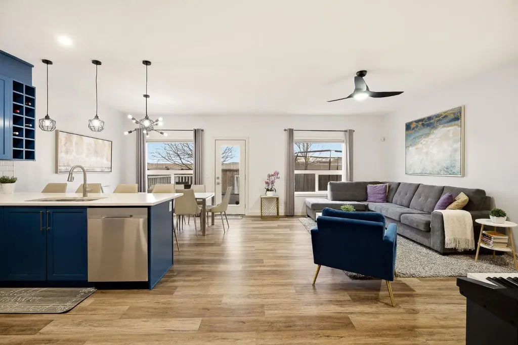 107 Everwoods Park SW Calgary AB T2Y 0G3
