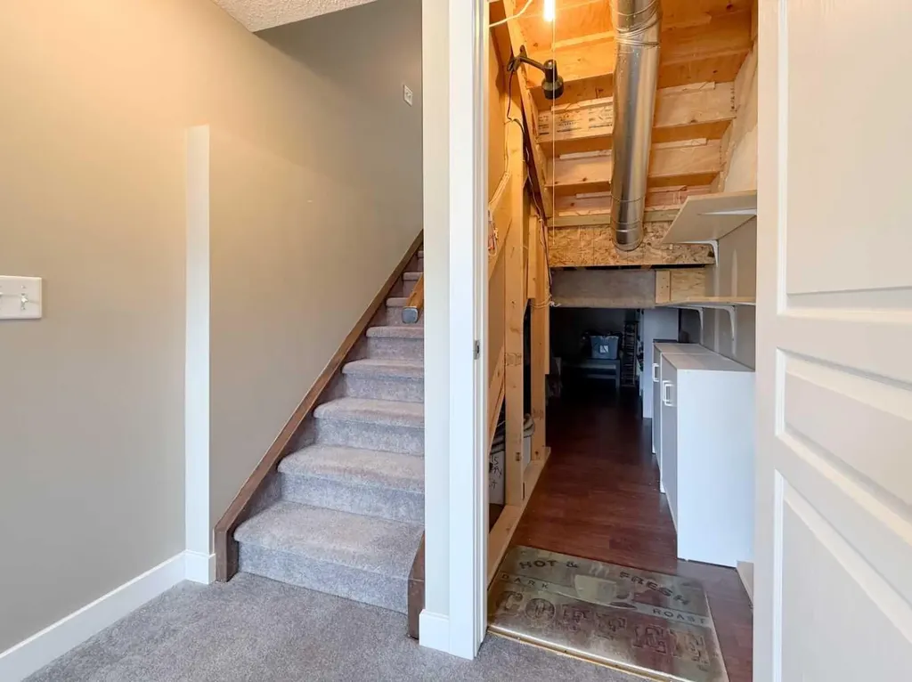 117 Panatella Hill NW Calgary AB T3K0S7