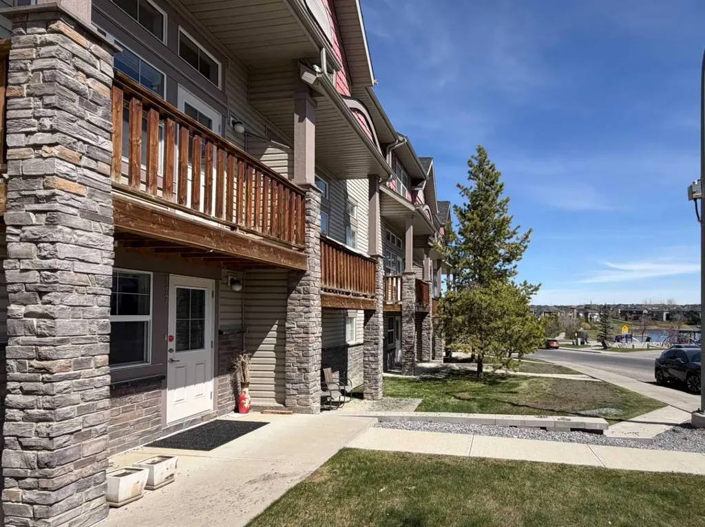 117 Panatella Hill NW Calgary AB T3K0S7