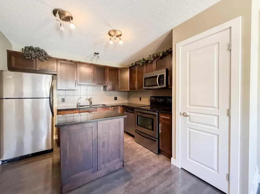 117 Panatella Hill NW Calgary AB T3K0S7