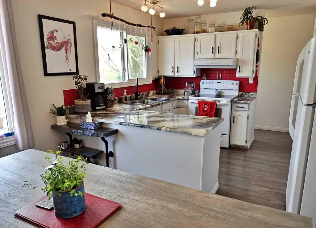 5204 57a Street Vermilion AB T9X 1V4