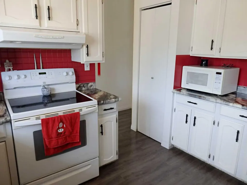 5204 57a Street Vermilion AB T9X 1V4