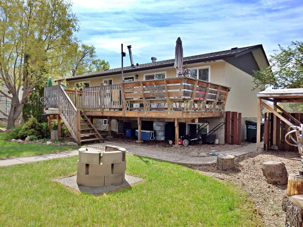 5204 57a Street Vermilion AB T9X 1V4