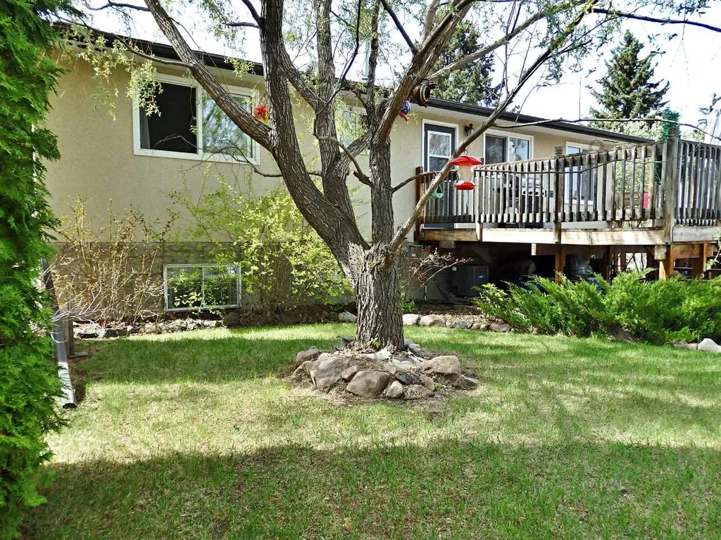 5204 57a Street Vermilion AB T9X 1V4